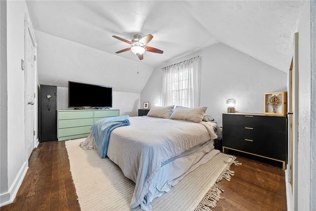 1372 4th St, Jefferson Hills, PA 15025