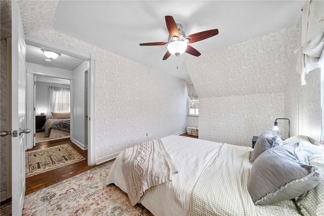 1372 4th St, Jefferson Hills, PA 15025