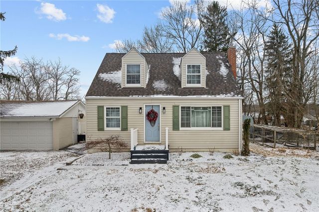 1372 4th St, Jefferson Hills, PA 15025