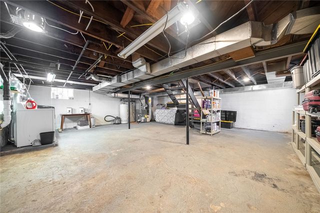 1372 4th St, Jefferson Hills, PA 15025