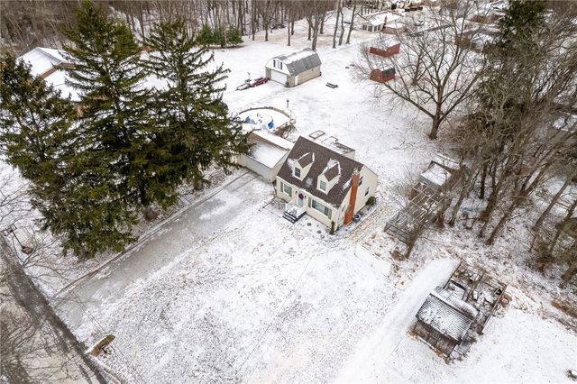 1372 4th St, Jefferson Hills, PA 15025