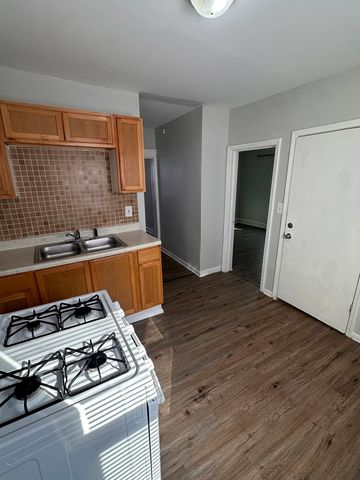 1030 N Parkside Avenue CH-1, Chicago, IL 60651