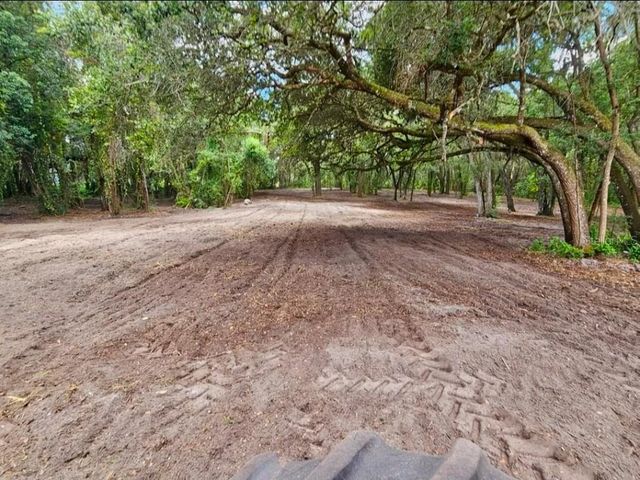 128 MOCKINGBIRD LANE, Lady Lake, FL 32159