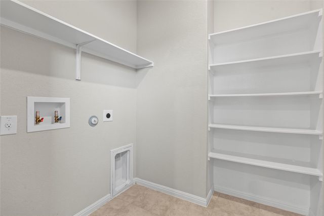 8812 B Whitter DR 63, Austin, TX 78747