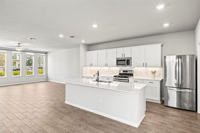 8812 B Whitter DR 63, Austin, TX 78747