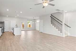 8812 B Whitter DR 63, Austin, TX 78747