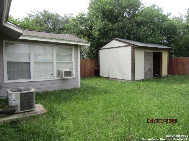 10207 Athens Field, San Antonio, TX 78245