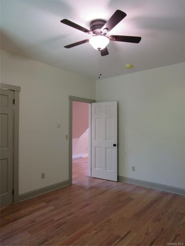 193 Stony Bar Road Apt 1, Slate Hill, NY 10973