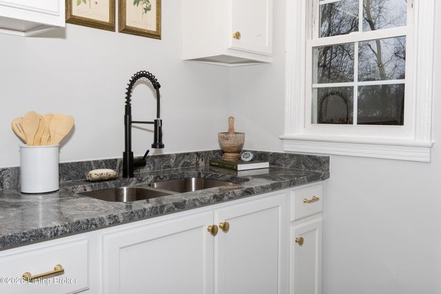 3438 Glendale Ave, Louisville, KY 40215