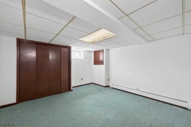 914 Old York Rd, Raritan Boro, NJ 08869