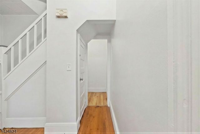 914 Old York Rd, Raritan Boro, NJ 08869