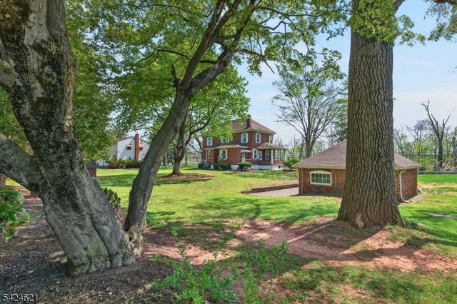 914 Old York Rd, Raritan Boro, NJ 08869