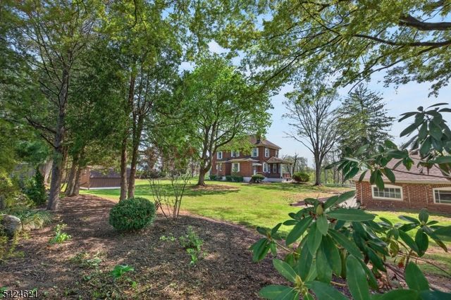 914 Old York Rd, Raritan Boro, NJ 08869