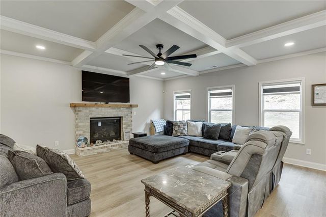 265 Cherokee Rose Lane, Hoschton, GA 30548