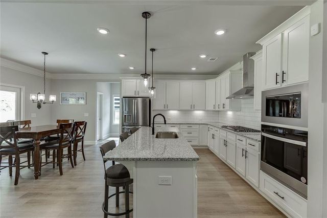 265 Cherokee Rose Lane, Hoschton, GA 30548