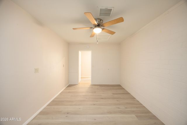 8827 W SELLS Drive, Phoenix, AZ 85037