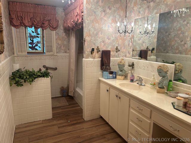 207 S Taylor Avenue, Wagoner, OK 74467