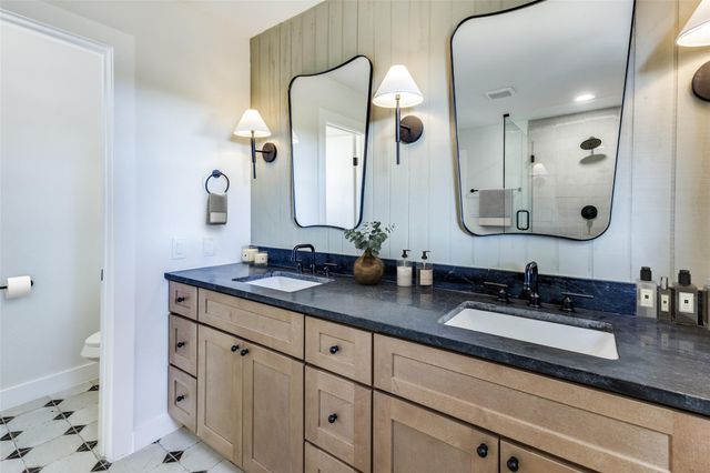 3004 Boone DR, Lago Vista, TX 78645