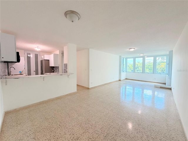 Cond. Laguna Gardens 2 AVE LAGUNA 3D, Carolina, PR 00979