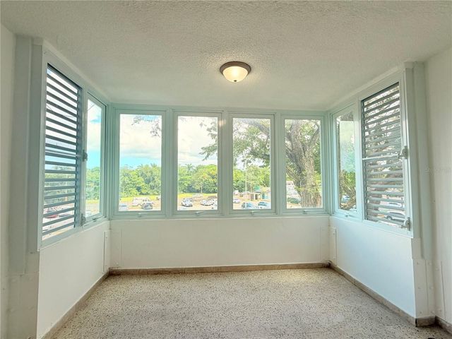 Cond. Laguna Gardens 2 AVE LAGUNA 3D, Carolina, PR 00979