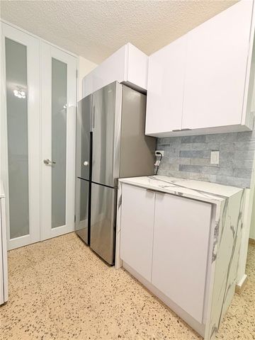Cond. Laguna Gardens 2 AVE LAGUNA 3D, Carolina, PR 00979