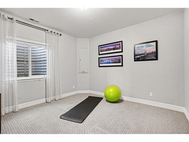 8536 Rogers Loop, Arvada, CO 80007