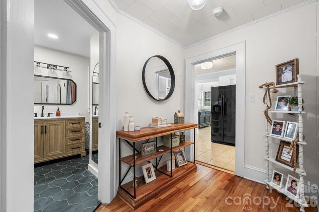 208 S 1st Avenue, Maiden, NC 28650