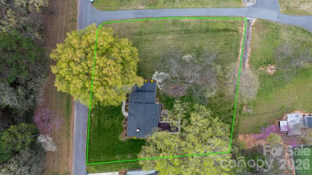 208 S 1st Avenue, Maiden, NC 28650