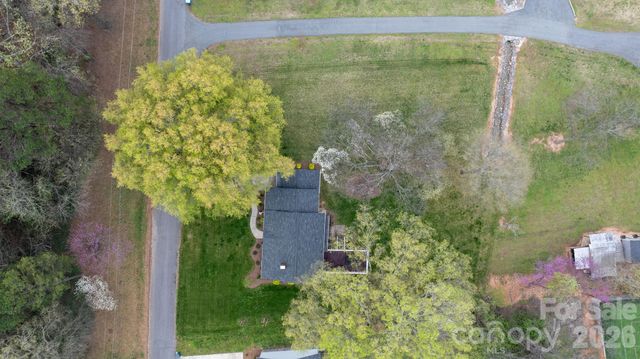 208 S 1st Avenue, Maiden, NC 28650