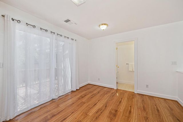 126 Hidden Glen Dr, Auburn, CA 95603