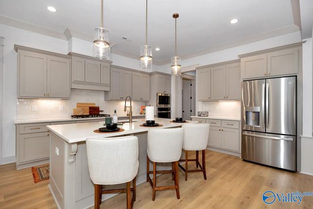 1 Devereux Place, Gurley, AL 35748