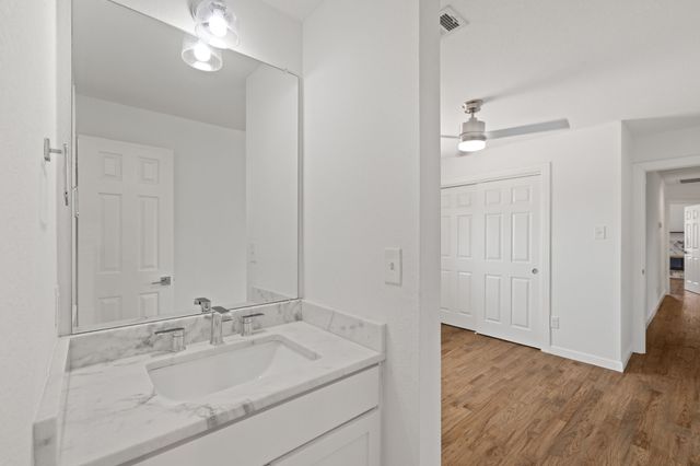 9418 Blue Jay Way, Irving, TX 75063