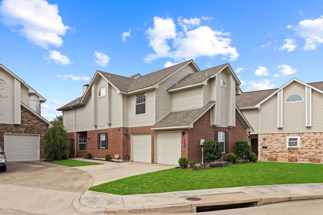 9418 Blue Jay Way, Irving, TX 75063