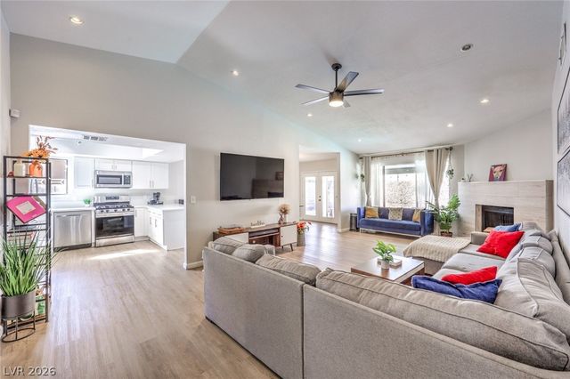 1108 Pagosa Way, Las Vegas, NV 89128