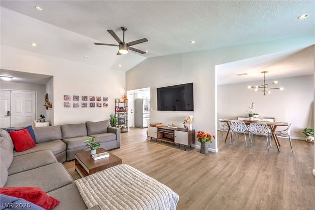 1108 Pagosa Way, Las Vegas, NV 89128