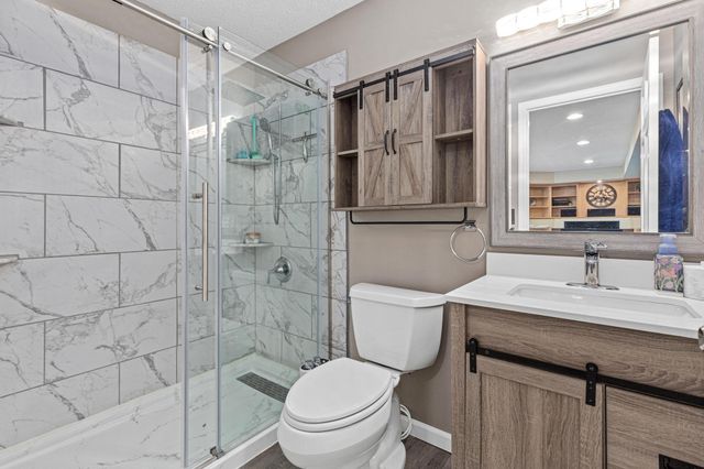 3110 Canyon Circle, Chaska, MN 55318