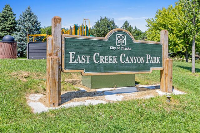 3110 Canyon Circle, Chaska, MN 55318