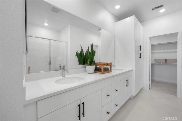 6114 Valentina Way 301, Eastvale, CA 92880