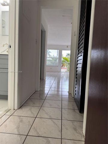 1502 Arthur St 15, Hollywood, FL 33020