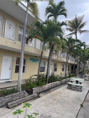 1502 Arthur St 15, Hollywood, FL 33020