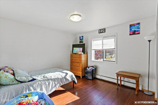 330 N Bliss Street, Anchorage, AK 99508