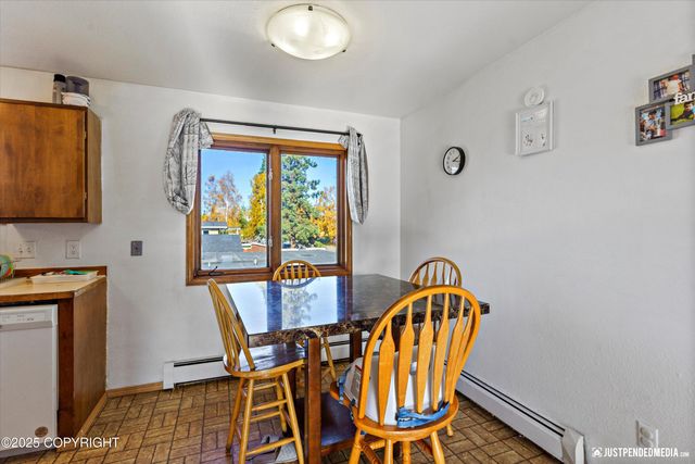 330 N Bliss Street, Anchorage, AK 99508