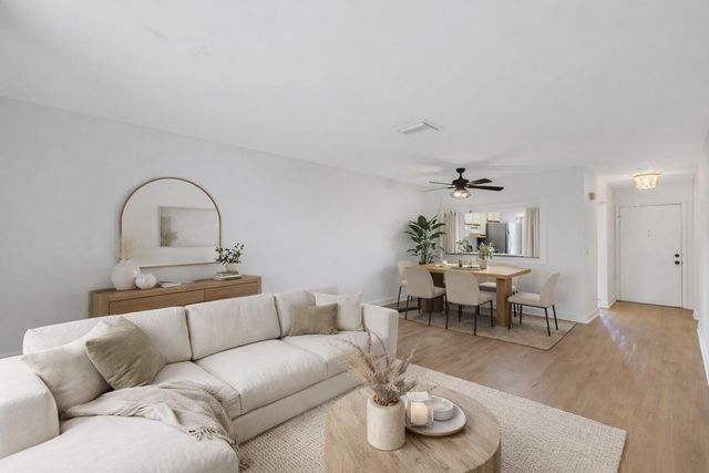 3275 Frederick Boulevard 17, Delray Beach, FL 33483