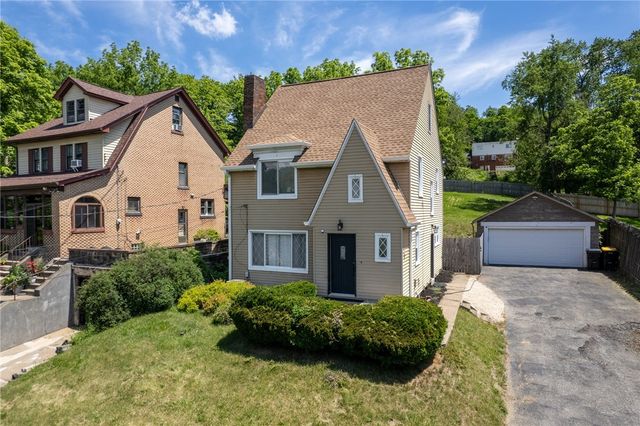 5971 Library Rd, Bethel Park, PA 15102