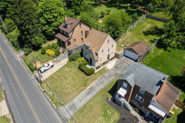 5971 Library Rd, Bethel Park, PA 15102