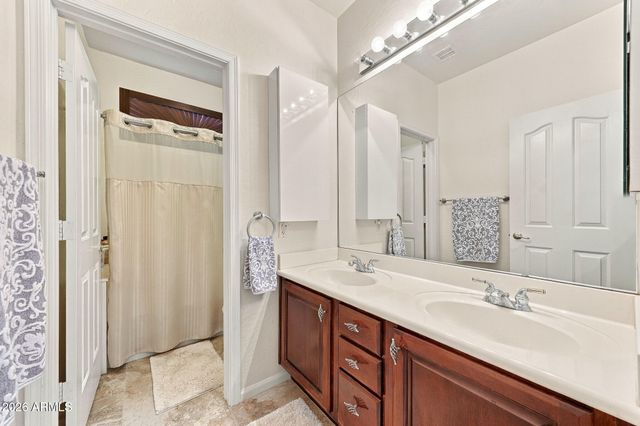 7125 W BRONCO Trail, Peoria, AZ 85383