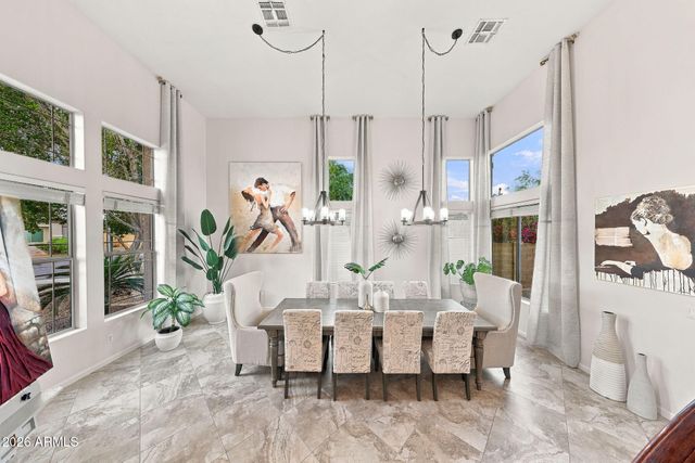 7125 W BRONCO Trail, Peoria, AZ 85383