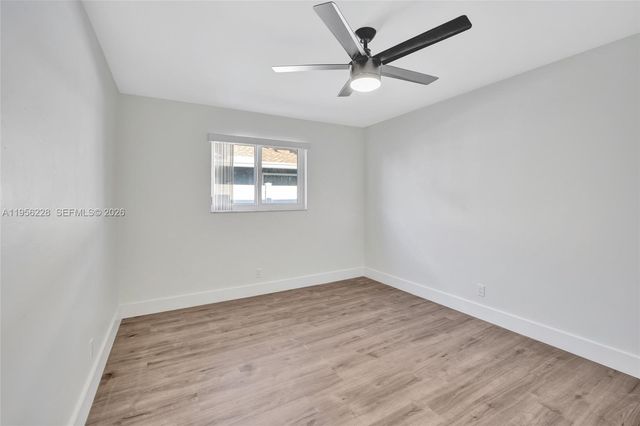 1911 NW 40th Ct, Oakland Park, FL 33309