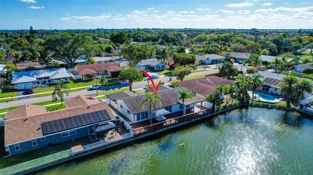 1911 NW 40th Ct, Oakland Park, FL 33309