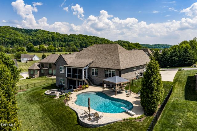 50 Sunset Ridge Court, Gray, TN 37615